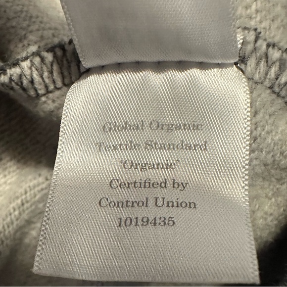 NWT! Everlane The Track Hoodie | Organic
Cotton Heather‎ Grey Hooded
Sweatshirt - Picture 6 of 11
